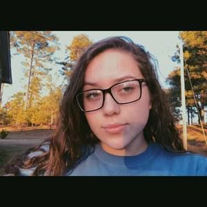 Meet your Posher, Alissa